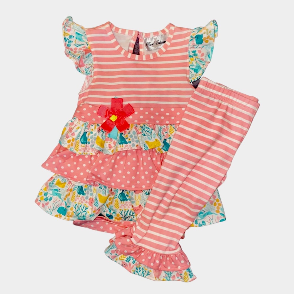 Rare Editions 2 piece matching set with ruffles